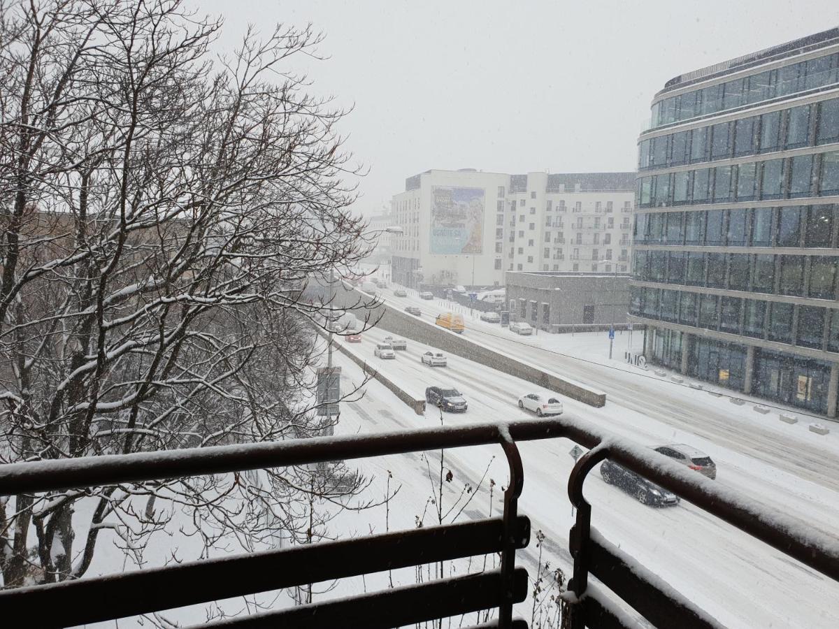 Big Stay - 4 Bedroom, 2 Bathroom Central Apartment With Ac Bratislava Exterior foto